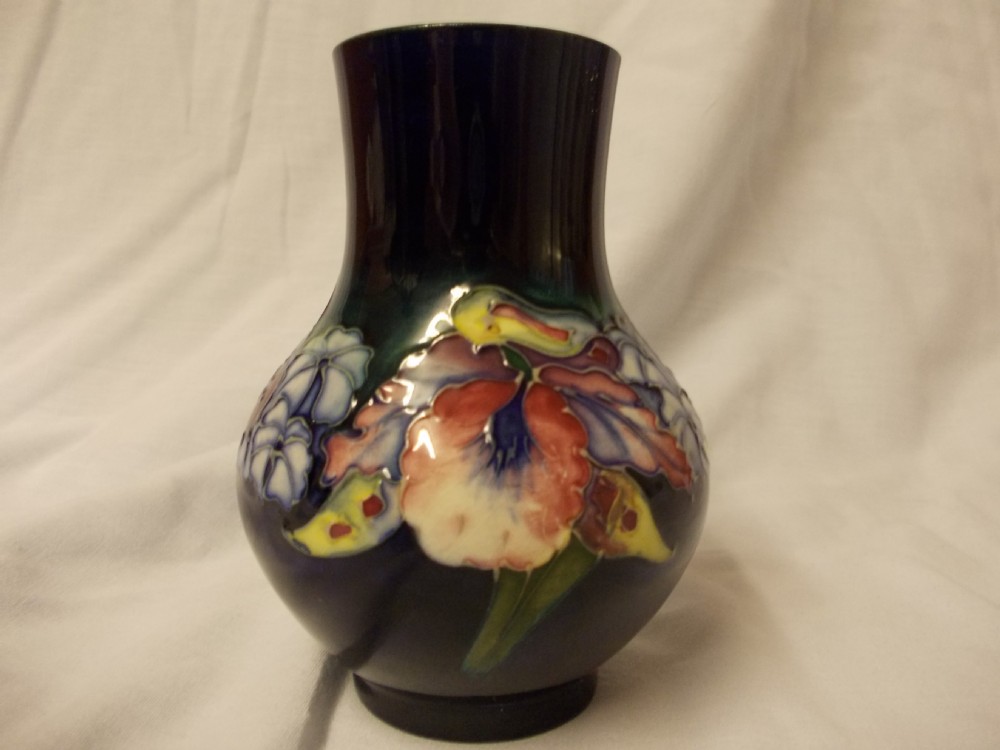 moorcroft anenome vase