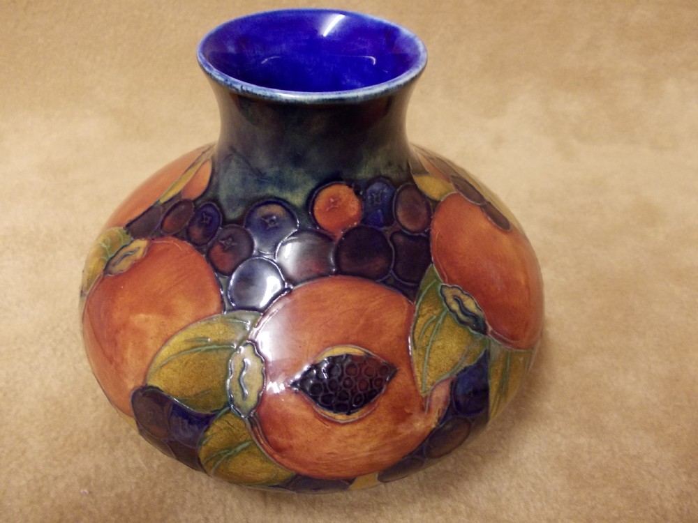moorcroft pomegranate squat vase