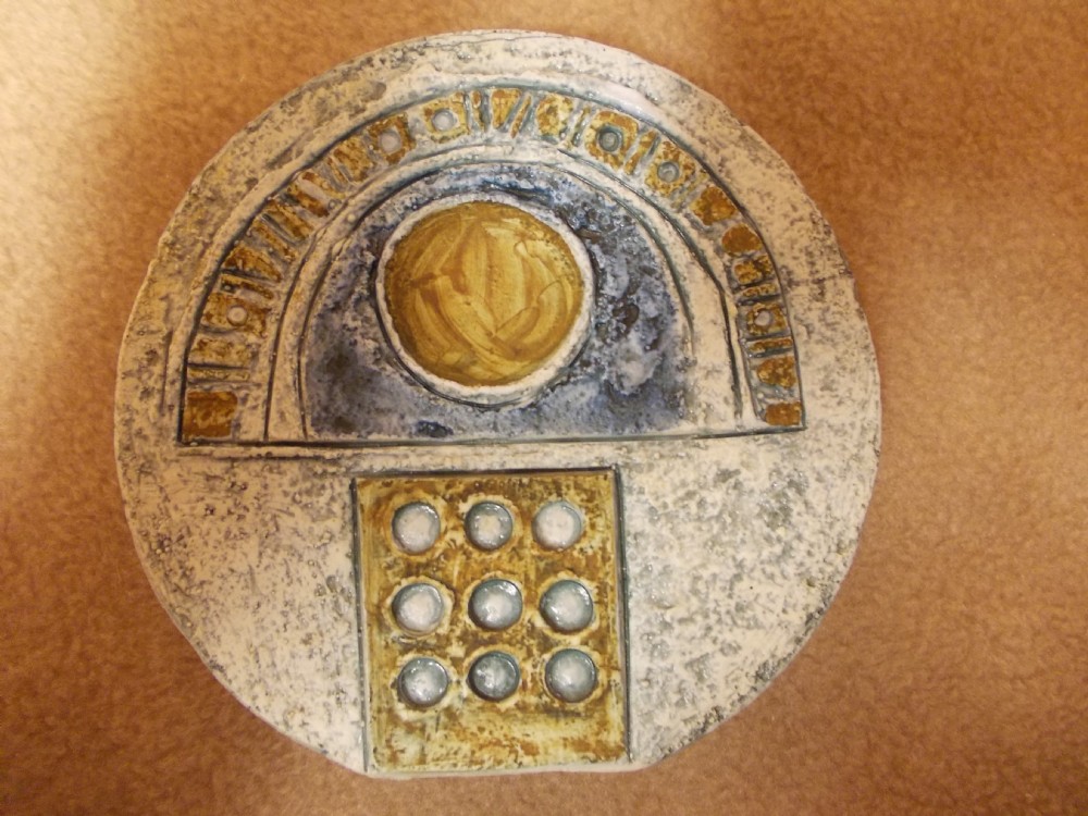 small troika wheel vase